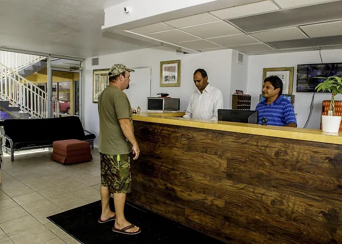 Lakeview Motel