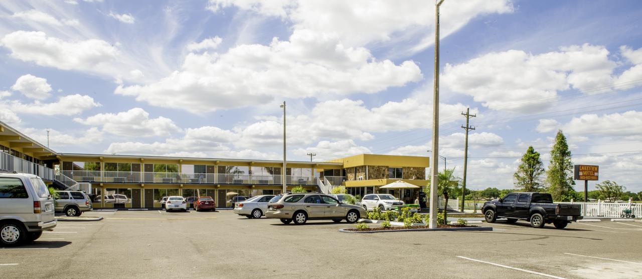 Lakeview Motel